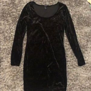 Slim fit black velvet dress